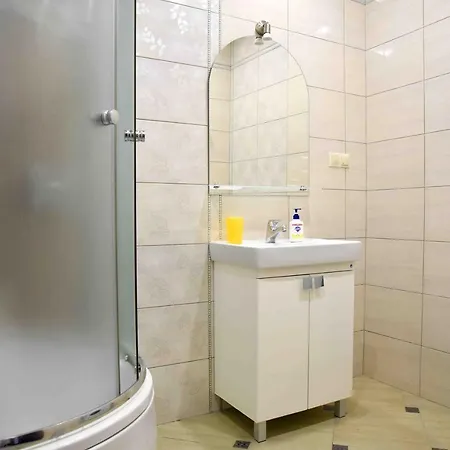 Apartament Маяк-Минска Двух Комнатные Апартаменты В Престижном Районе Mińsk